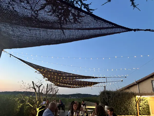 Image du produit : Voile d'ombrage triangulaire NOIRMOUTIER - 4 x 4 x 4 m - 7 m2